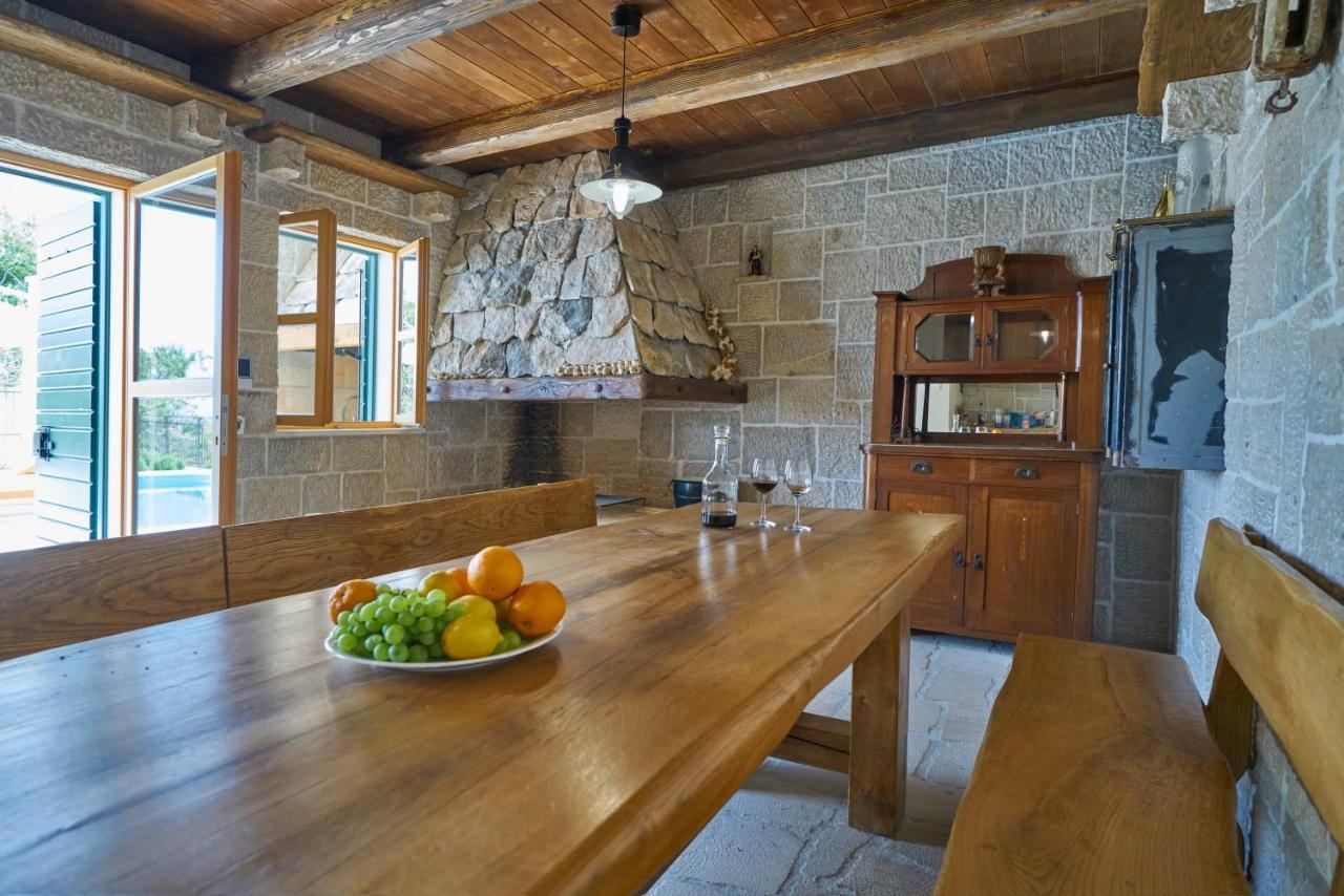 Luxury Residence Mladenka Jesenice  Bagian luar foto